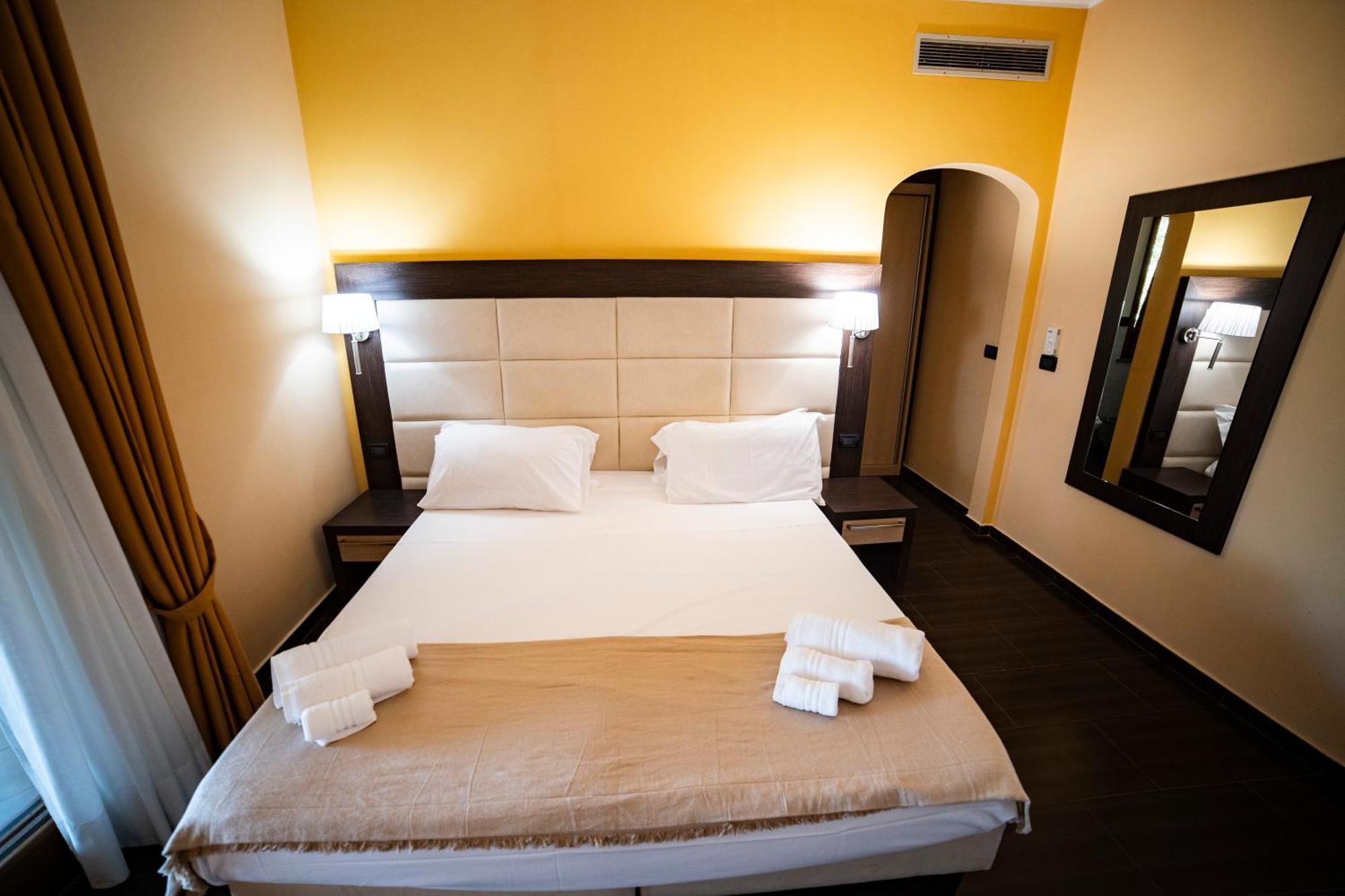 Unico Cannamele Escape Tropea By Life Resorts Parghelia Buitenkant foto