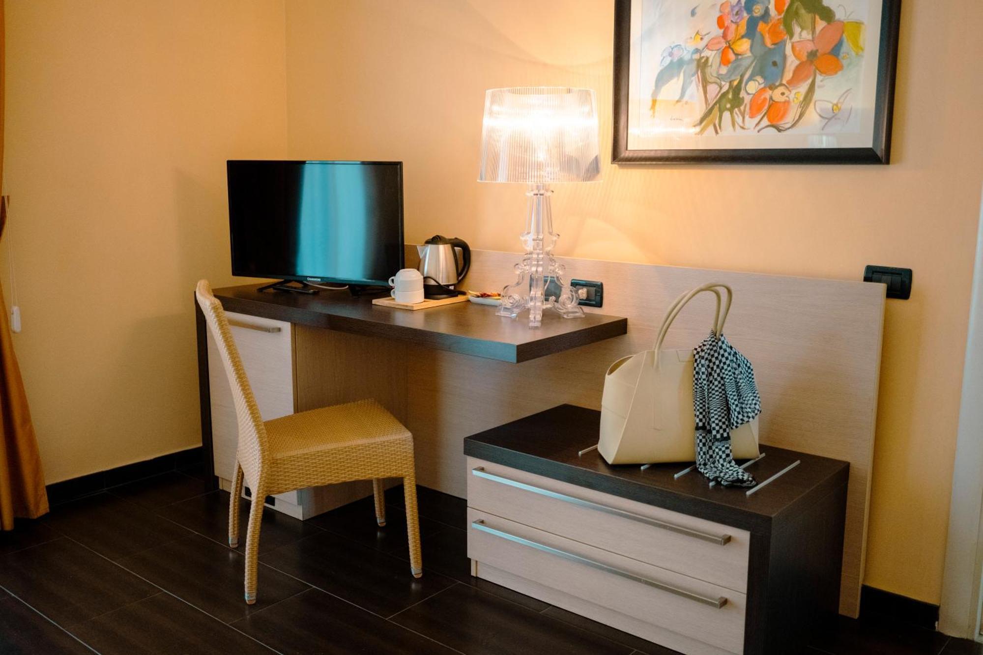 Unico Cannamele Escape Tropea By Life Resorts Parghelia Buitenkant foto